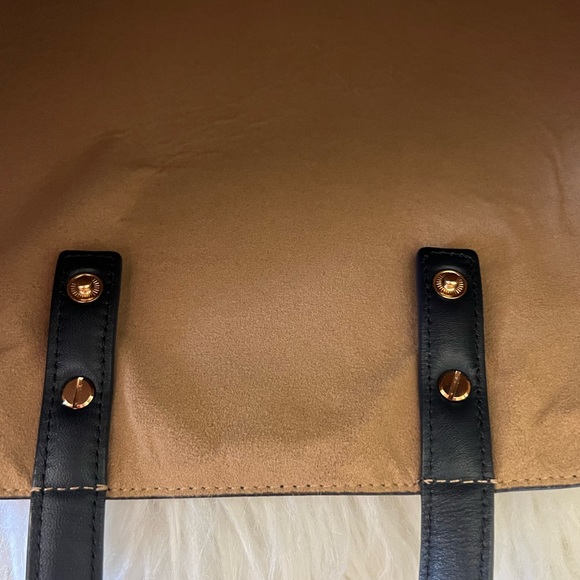 NWOT 2 in 1 LIMITED EDITION SAC BOOKTOTE - Picture 9 of 16